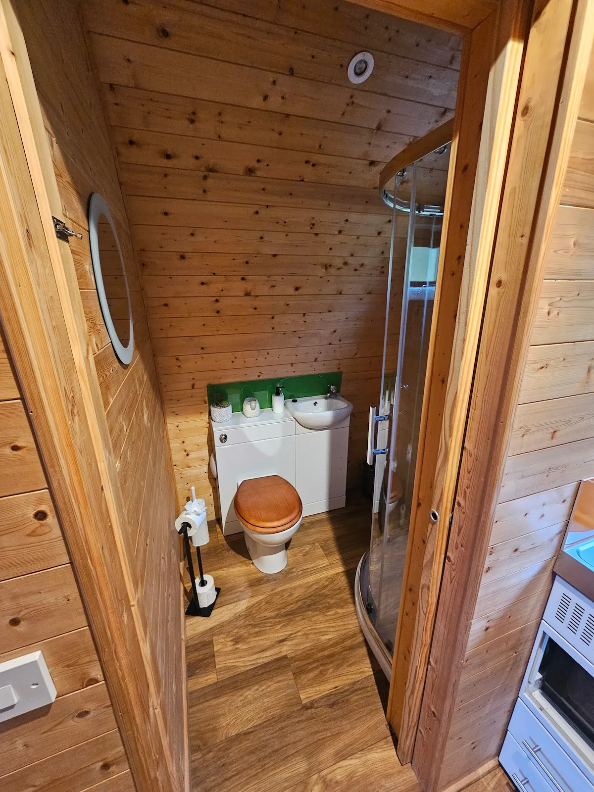 Lakefield Pod — photo 2 of 5